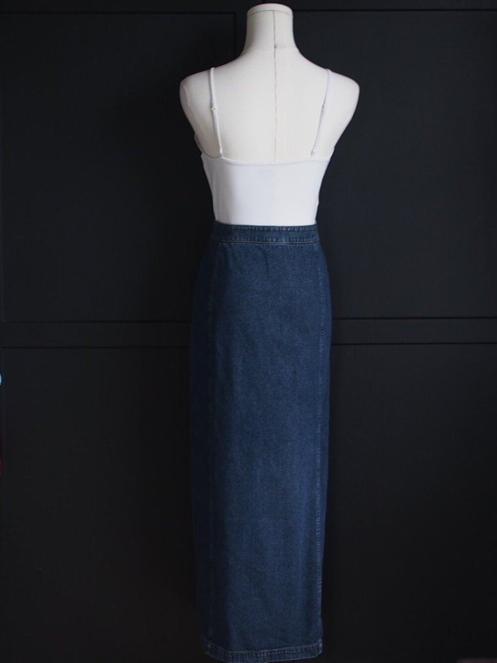 Jones New York Signature | Vintage Button-Front Denim Maxi Skirt - Picture 4 of 4